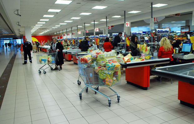 Газде није брига за празничну дневницу